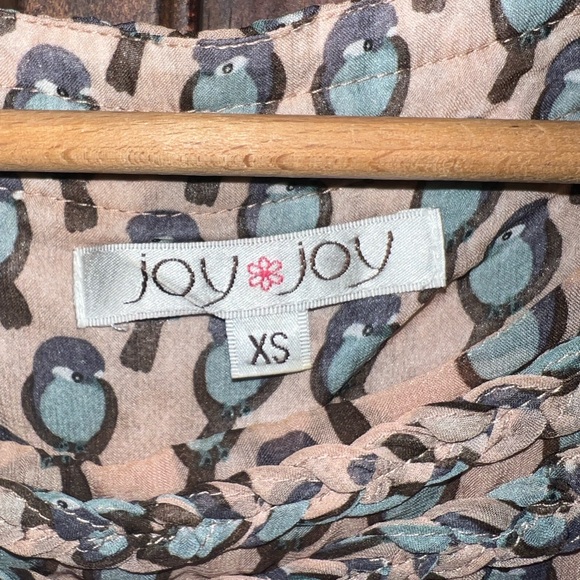 Joy Joy‎ Cream and Blue bird Patterned Blouse - Picture 3 of 3